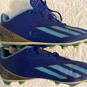Boy adidas Messi Soccer Cleats Size 5.5